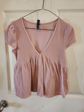 Alya Women’s Ribbed V-Neck Babydoll Top - Dusty Pink, Medium